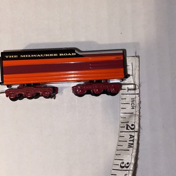 Hallmark Keepsake Christmas Ornament Lionel Train Hiawatha Tender - Picture 10 of 10